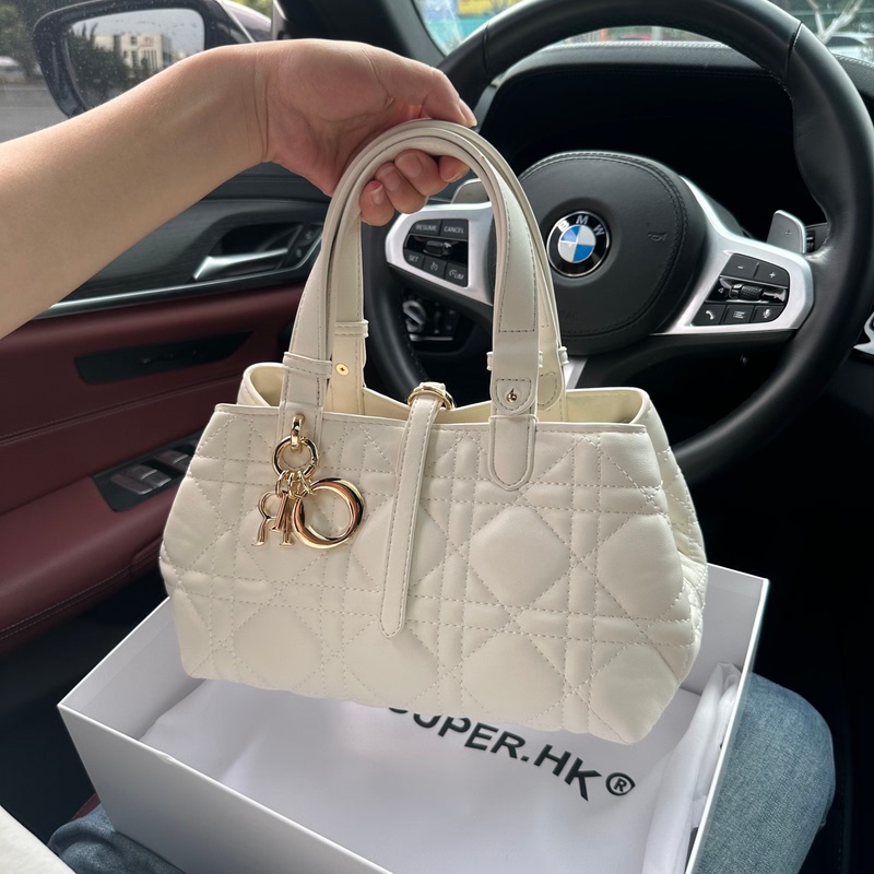 High-End Underarm Bag for Women 2026 New Genuine Leather Shoulder Handbag Light Luxury Niche Elegant Handbag Tote Bag