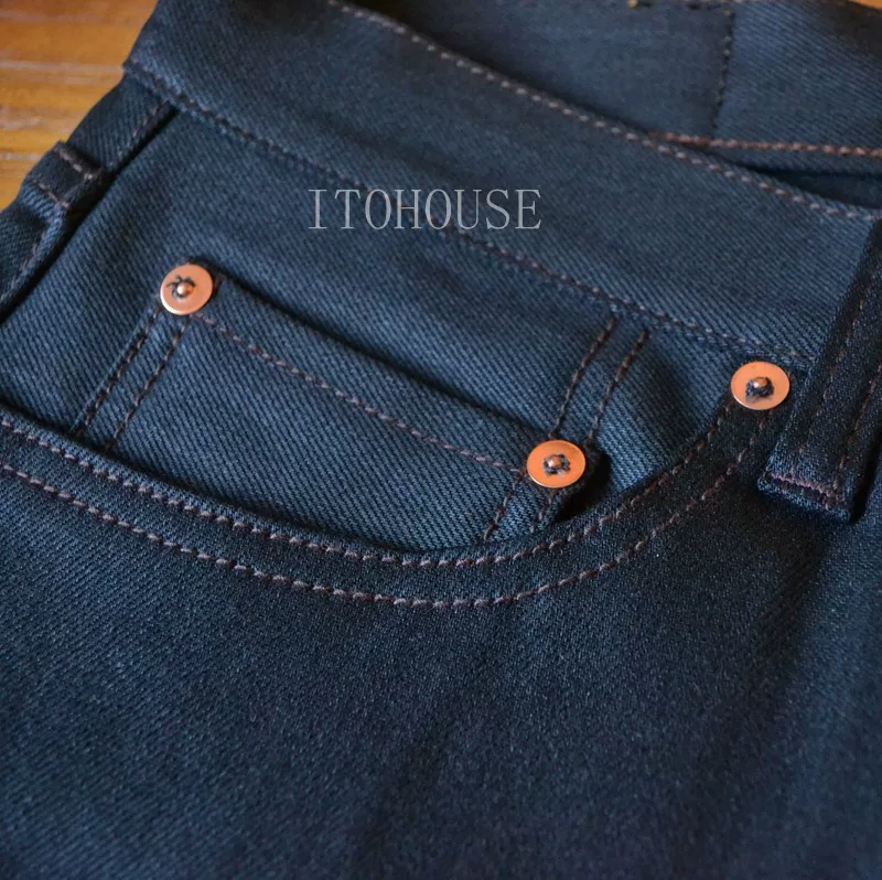 Произведенные ITohouse джинсы прямого кроя 14oz черная корова и 13.5oz мульти-перо красное -ушное красное -ушное лапчатая ткань атласного цвета