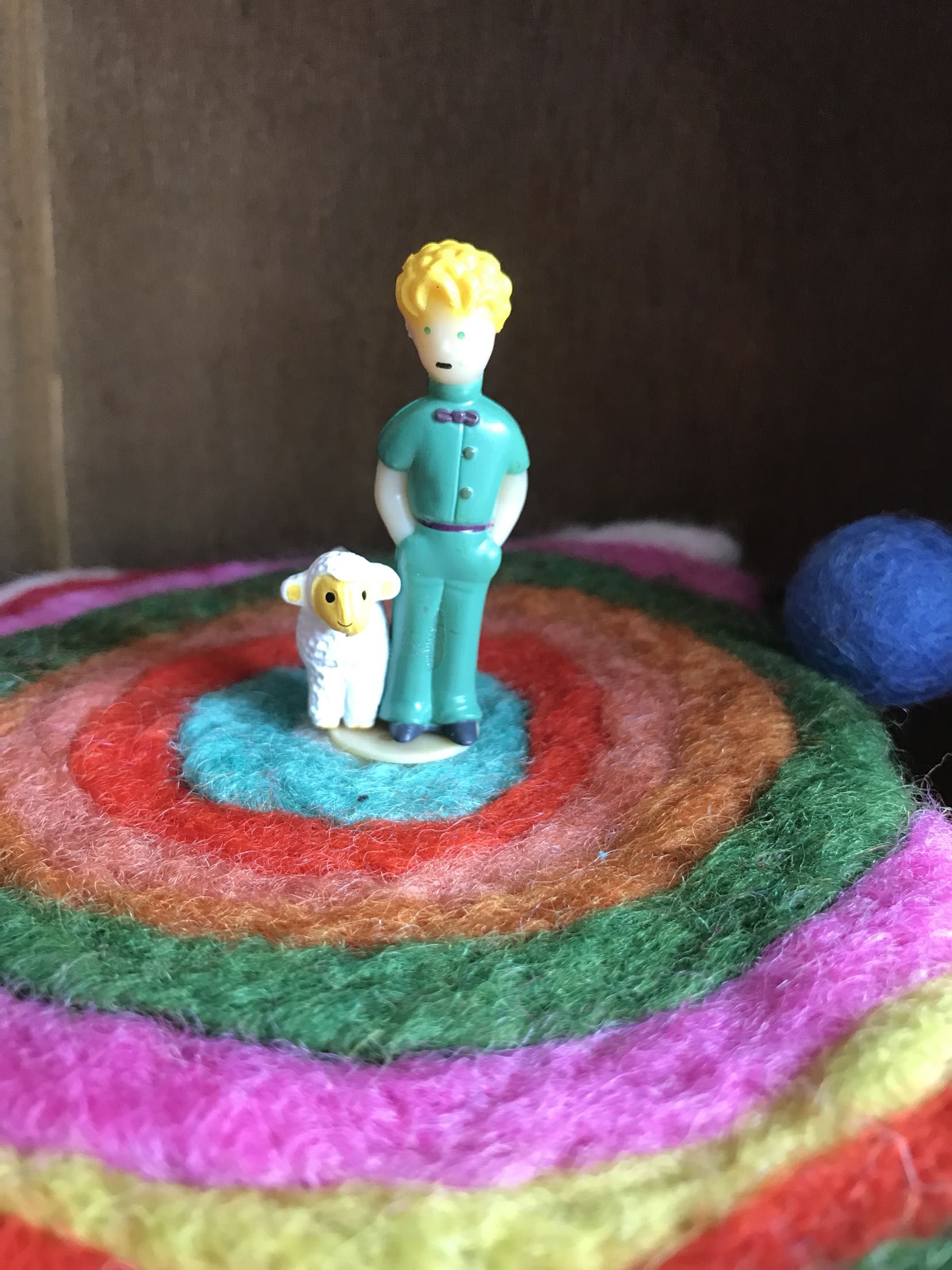 Original Single Healing Ensemble Small Prince Model Microminiature Landscape Pendulum with a Child Paper from Another Planet
