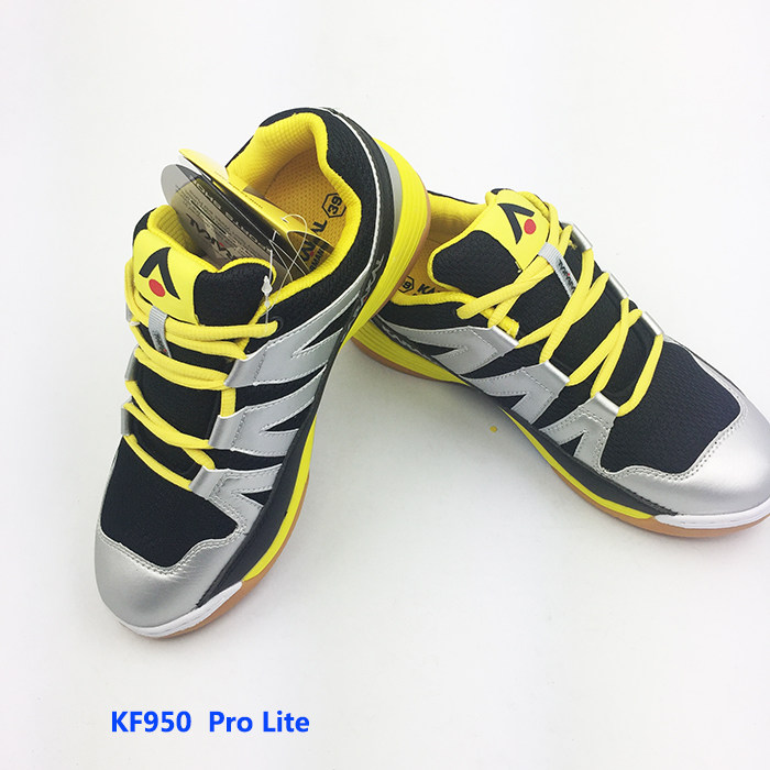 KARAAKAL Karakar Wall Sneakers Badminton Shoes Indoor Sneakers ProLite