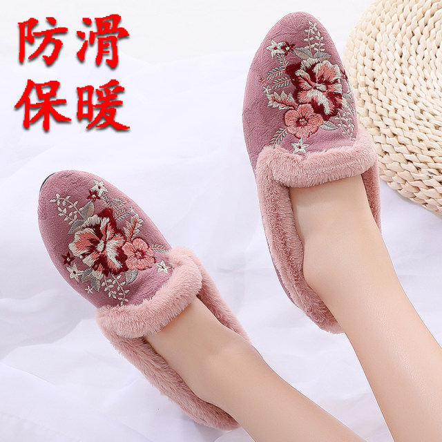 Old Beijing cloth shoes, women's cotton shoes, fashionable warm shoes, home shoes, small pointed toe ethnic style embroidered shoes, woolen mouth cotton slippers