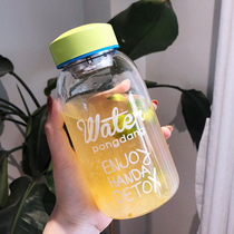 Bubble tea fruit glass heat-resistant men and women cute portable water cup Handy cup Creative Korean version of the simple student cup