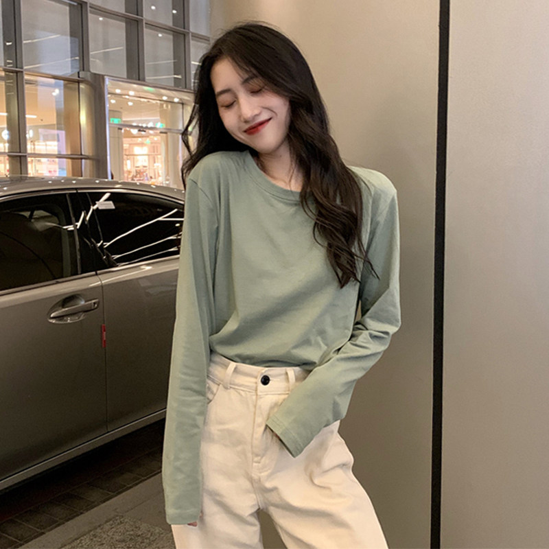 Spring dress 2022 New long sleeves T-shirt Women's loose Korean version white undershirt base Inner Tarins Tide Blouse