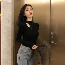 Long-sleeved t-shirt womens 2021 new spring Korean version of the top chic slim thin exposed clavicle sexy base shirt