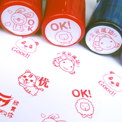 Teachers reward little kids Encourage students to cartoon You Awesome Excellent Effort Good Come on Animal Seal