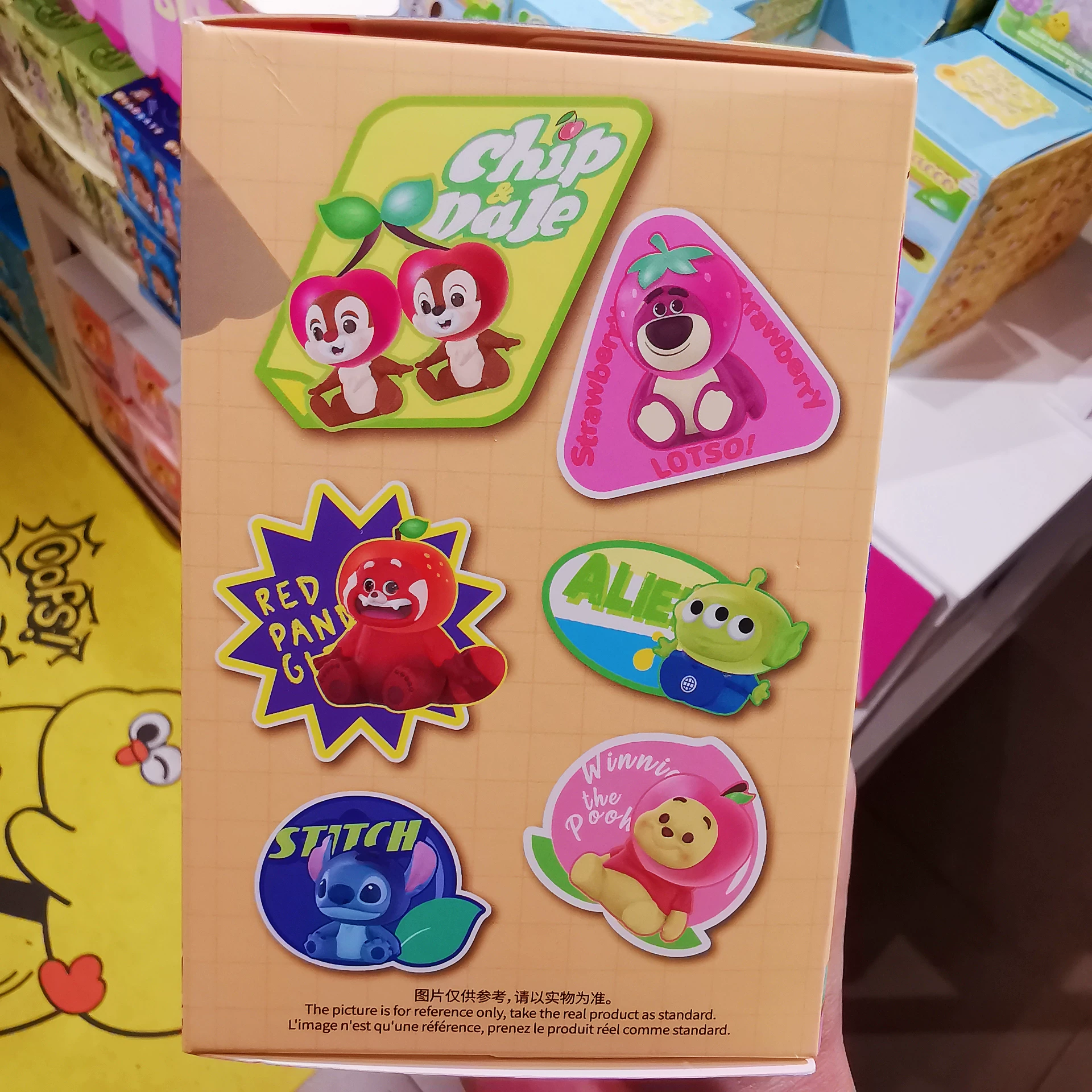 Miniso, Disney, minifigure, strawberry
