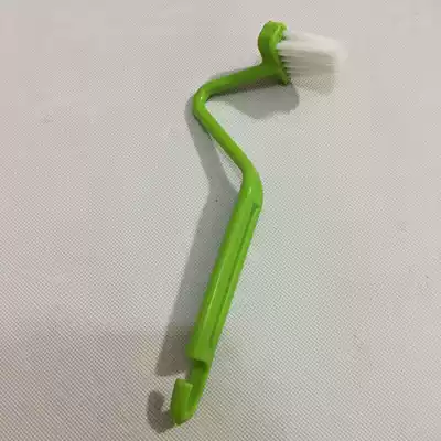 Baby toilet brush bending head more convenient