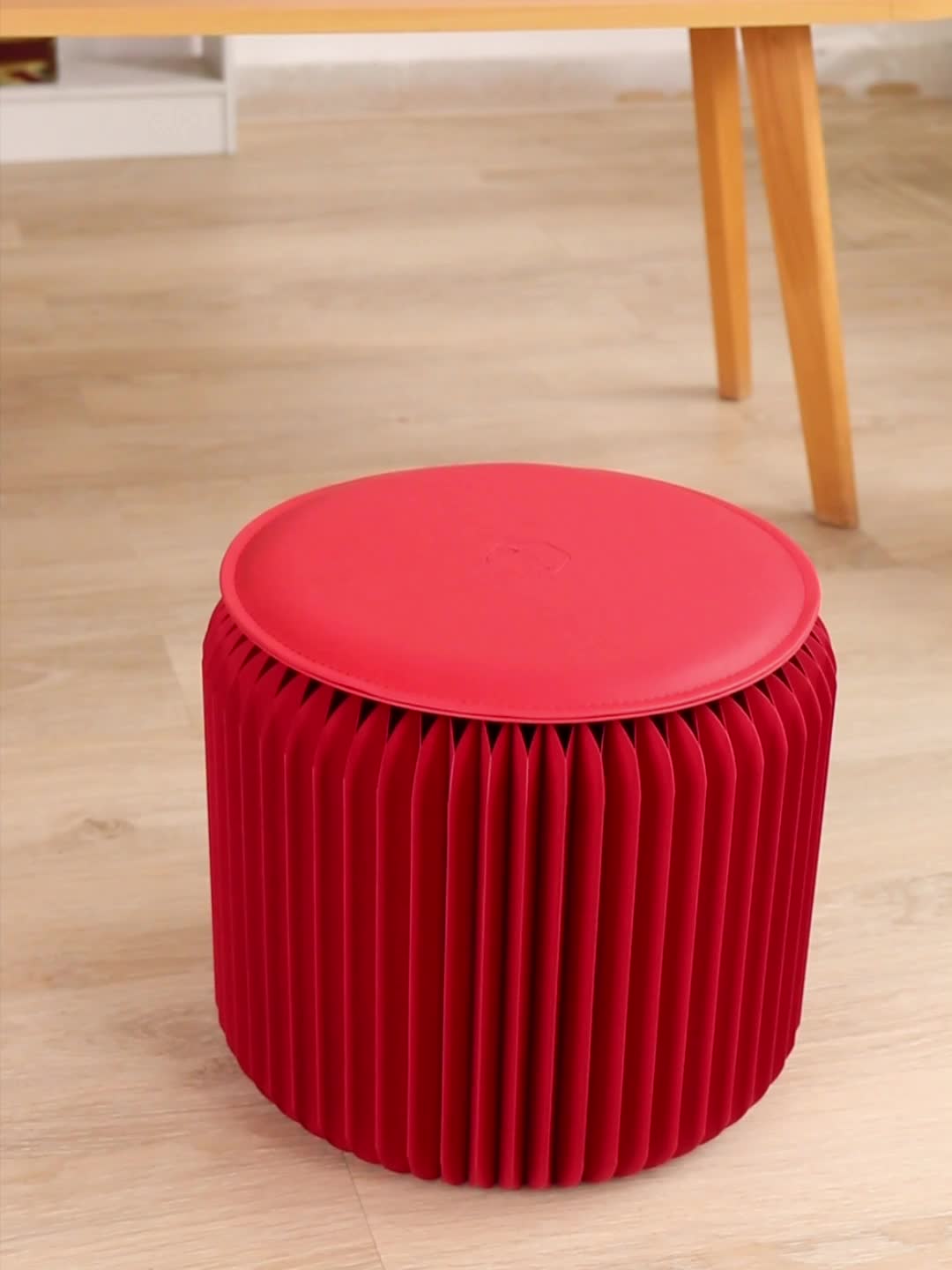 Ihpaper Paper Stool - Stylish & Foldable Indoor Furniture