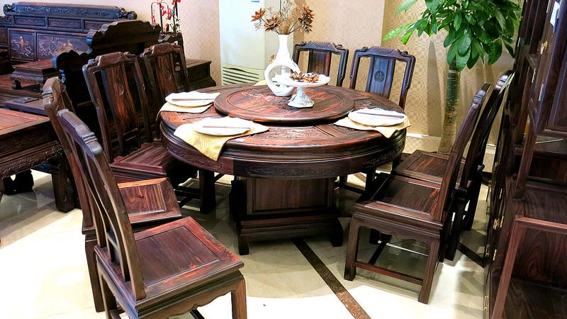 Nội thất gỗ gụ Dahuitang Broadleaf Dalbergia Bàn tròn 1.38m 9 bộ kết hợp phòng ăn nhẹ thân phòng ăn kết hợp - Bộ đồ nội thất kệ phòng khách