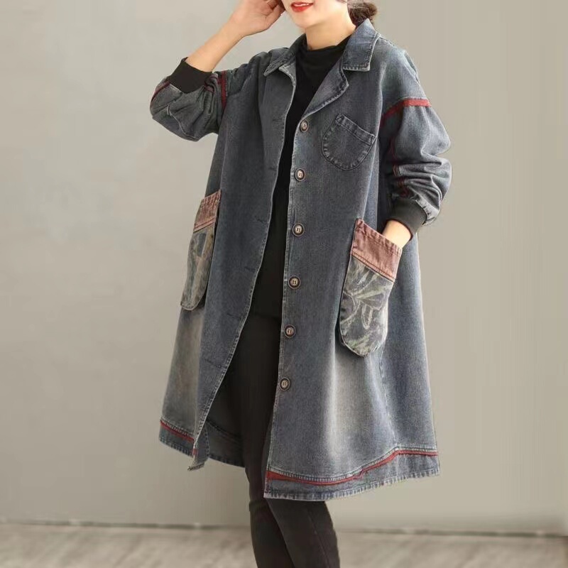Korean Style Loose Plus-Size Slimming Mid-Length Oversized Trench Coat for Women with Vintage Print Patchwork Pockets and Washed Denim Jacket