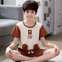 С короткими рукавами-медвежьим мальчиком