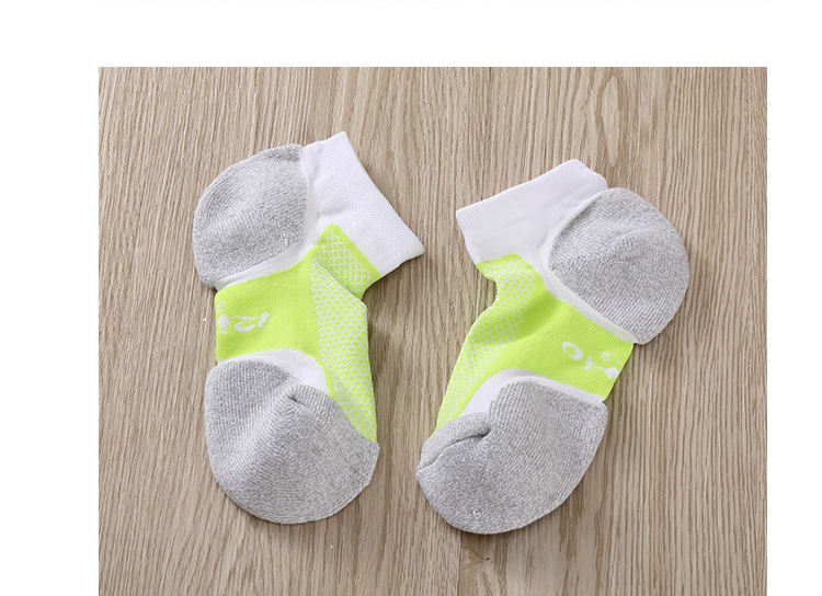 Đầy đủ 8 cặp của nam giới và phụ nữ thể thao vớ ngắn thấm và nhanh chóng chạy vớ khô vớ ngoài trời tập thể dục vớ vớ thể thao tất 3d