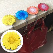 Fashion Creative Chrysanthemum Hanging Bag Button no-mark hanging Bauer folding and portable Dual-purpose hanging bag hook desk face hanging bag