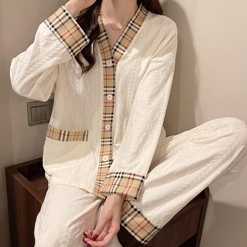 Long sleeve pyjamas female autumn style High feeling pure cotton 2022 New spring and autumn season net red plaid home clothes can be worn out