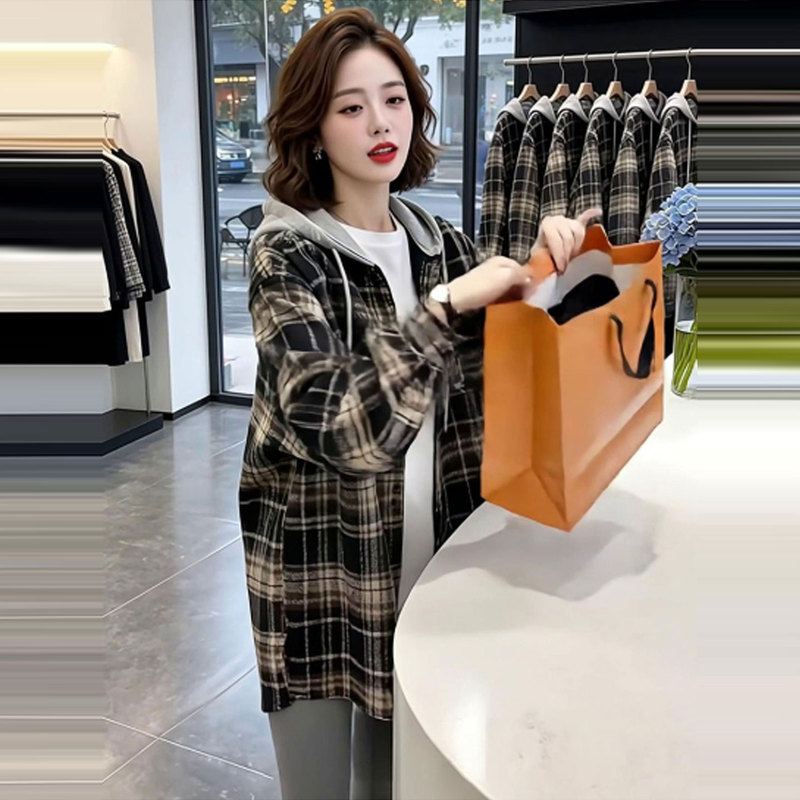 Fashionable Hooded Patchwork Plaid Jacket for Autumn with Contrasting Colors, Loose Design, Slimming Effect, Versatile Casual Top Fashionable Hooded Patchwork Plaid Jacket for Autumn with Contrasting Colors, Loose Design, Slimming Effect, Versatile Casual Top