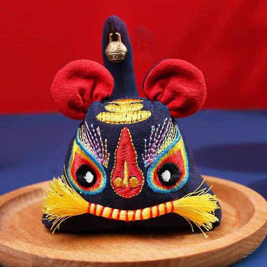 小老虎刺绣布老虎玩偶网红除夕玩偶中国风2025年娃娃布艺传统式.