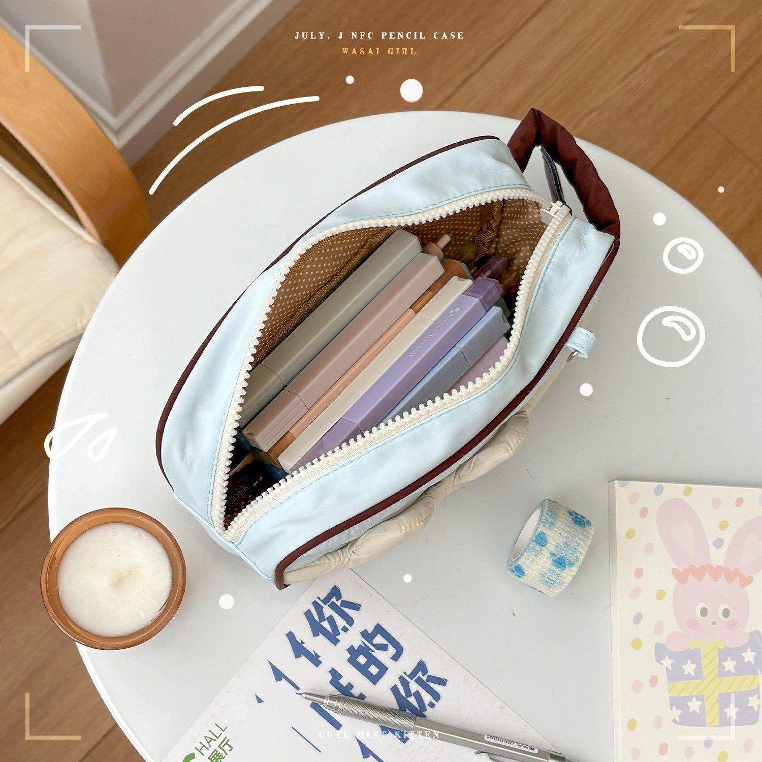 Pencil Case with High Aesthetic Value, Ins-Style, Large Capacity, Multifunctional Stationery Box for Middle School and High School Students, Pencil Storage Bag