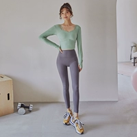 Зеленый топ+серо -брюки титана (снизите 10 юаней)