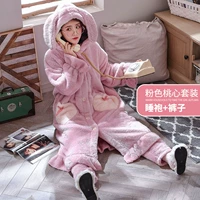 Розовый банный халат, штаны