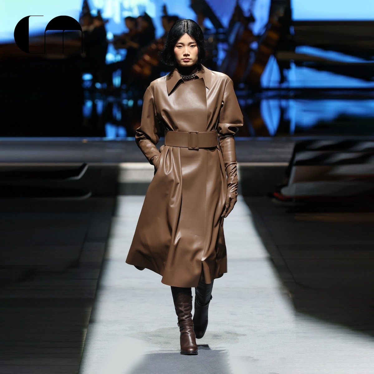 The same style as the show] COMME MOI Lu Yan designer summer ladies PU casual windbreaker coat jacket