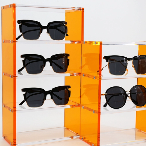 Стенд, акриловые солнцезащитные очки
