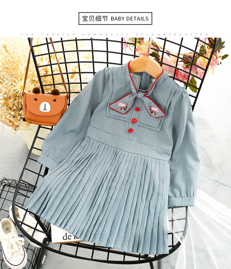 Váy bé gái dài tay 2018 mùa thu quần áo trẻ em mới retro Váy xếp li tươi mới Váy bé gái công chúa nước ngoài đầm bé gái