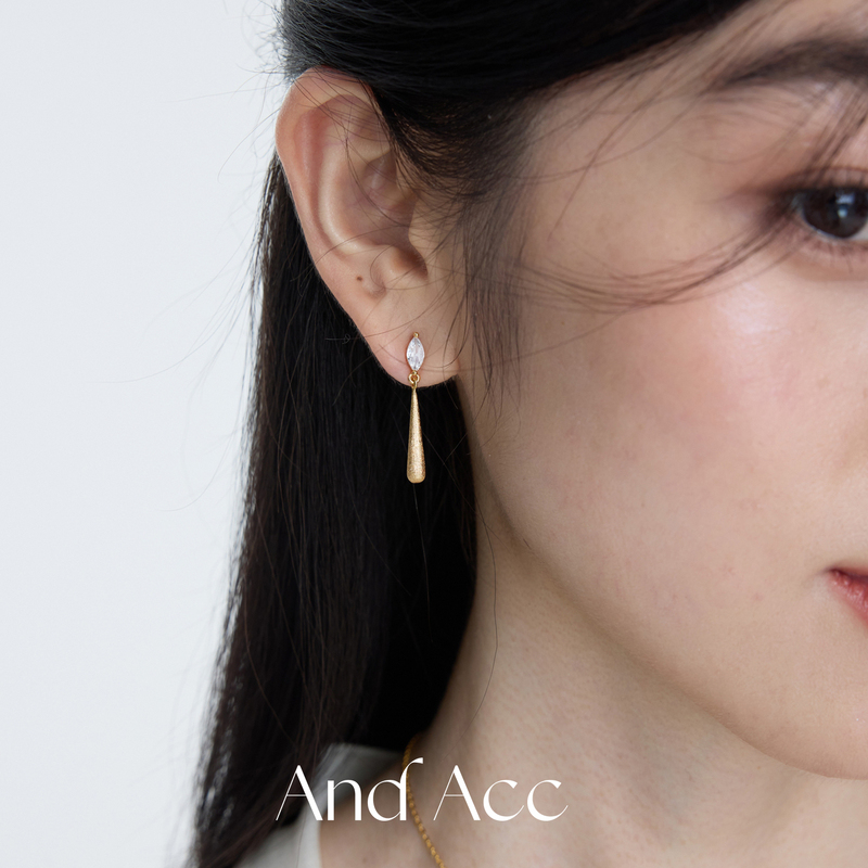 And Acc Original Design Gold Handcrafted Brushed Marquise Zircon Water Drop Earrings Minimalist Light Luxury Earrings for Women And Acc Original Design Gold Handcrafted Brushed Marquise Zircon Water Drop Earrings Minimalist Light Luxury Earrings for Women