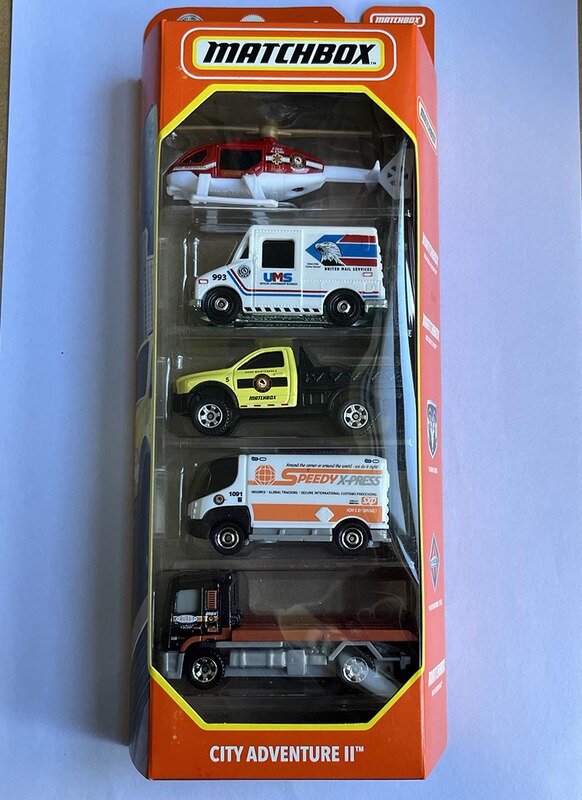 Hot Wheels Five-Pack Matchbox 1806 Car Model Ambulance Police Engineering Vehicle C1817