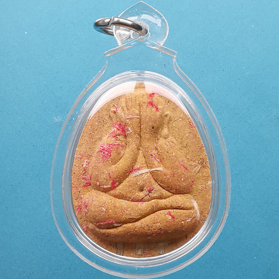 Thai Buddha Trump Genuine Pindham Buddha Calendar 2564 3 Silver Charm Rolls Small Closed Answer Pack Waterproof Shell Thai Shipping