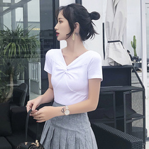 v-neck pleated short-sleeved t-shirt womens base shirt tide inside the 2021 new slim slim all-match Korean version of the top ins