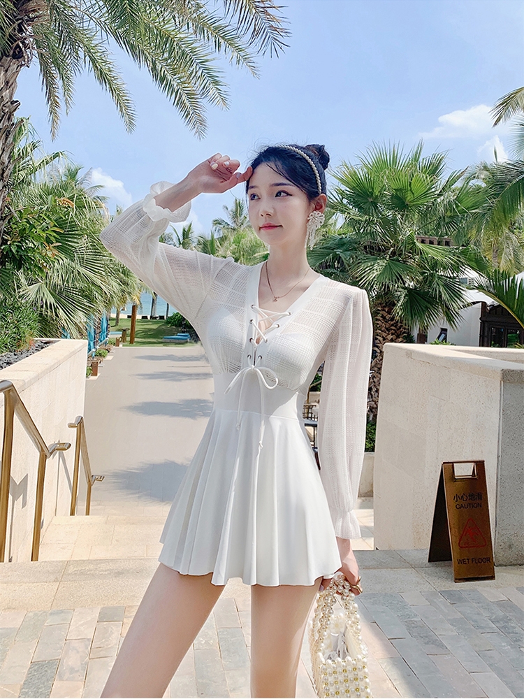 Vido New Swimsuit Lady White Dress Slim Fit Slim Bikini Flat Corner Long-sleeved Spa Swimsuit