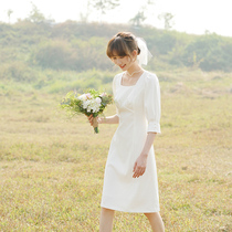 21 Autumn and winter French retro light wedding simple engagement license registration small dress first love thin white dress