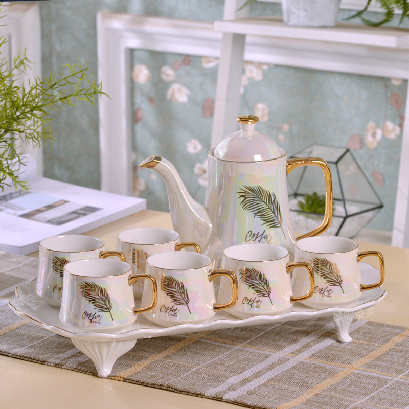High-gloss pearl glaze full-depiction gold ceramic JingdeTown Nordic high-end household with pallet complete tea set