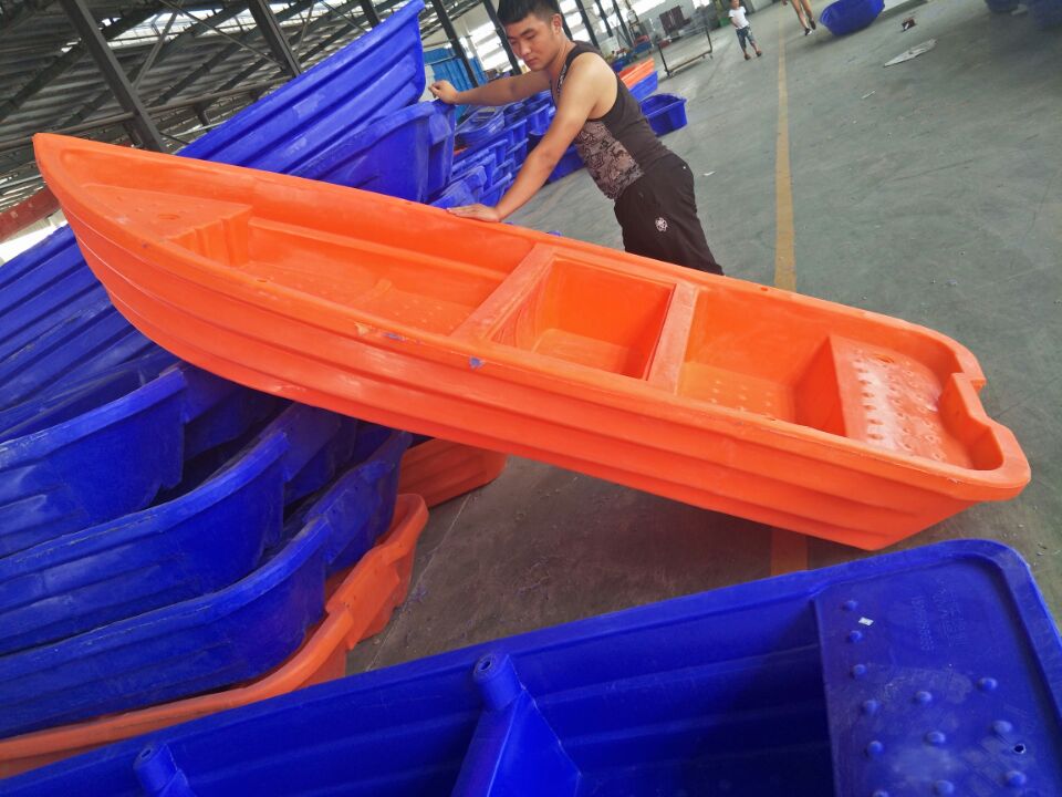 Plastic boat Fishing boat Assault boat thickened and widened Fishing boat Fishing boat Sightseeing boat Motor propeller Play boat