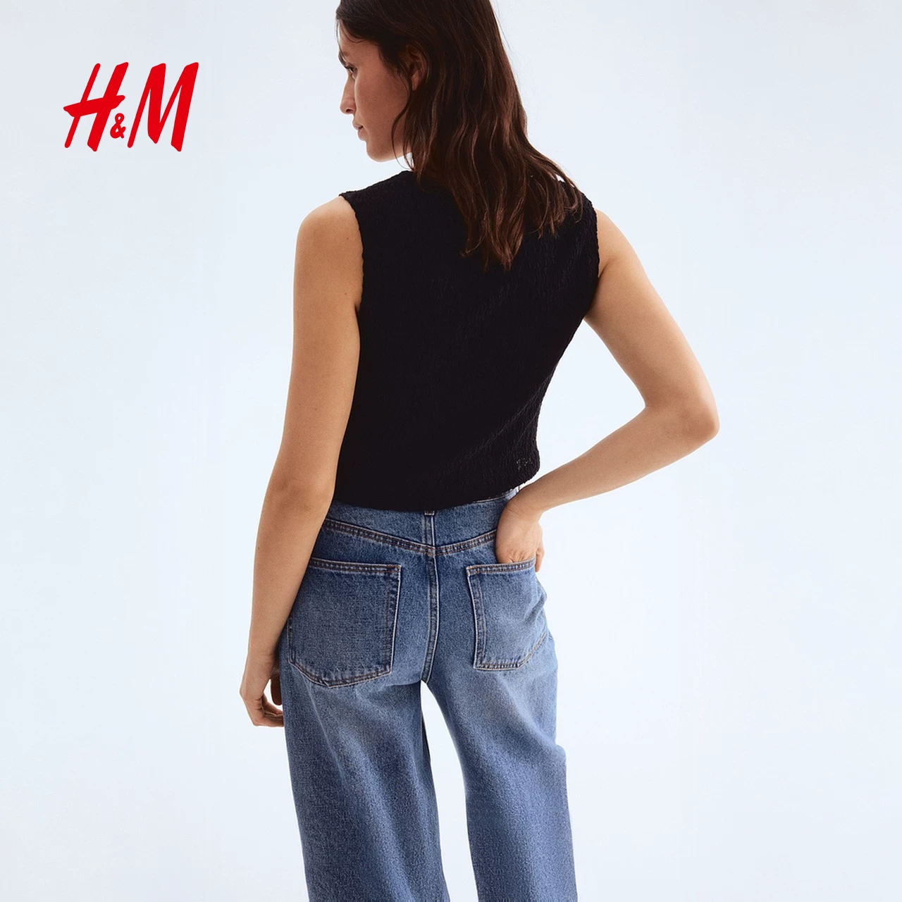 Жилет-майка H&M, стиль города, V-образный вырез, 30 лет