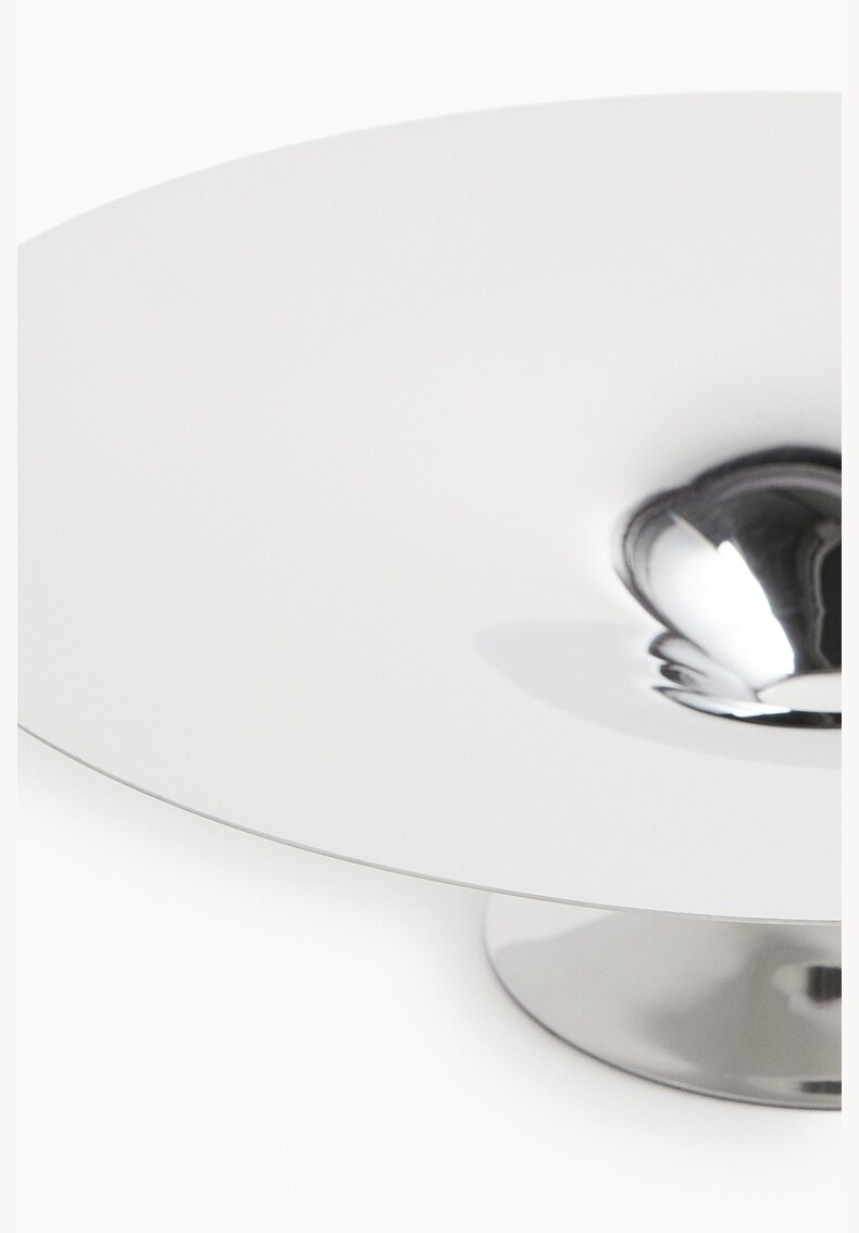 Декоративная чаша hm home2026春季新款有脚不锈钢碗1307114 H&M