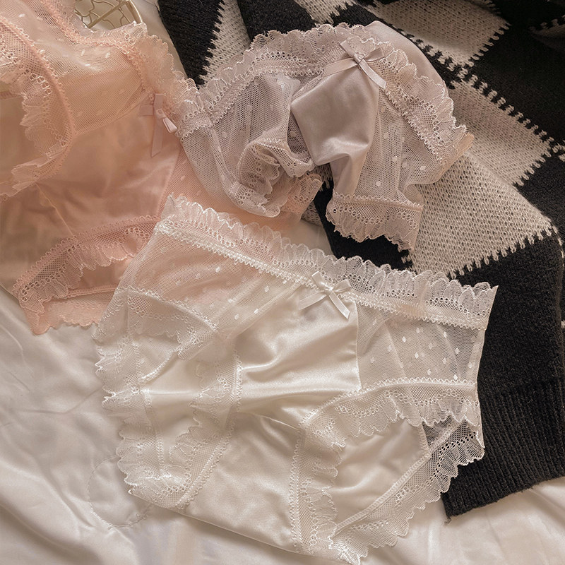 No Marks Ice Silk Girl Lace Pants Lady's Summer Thin middle waist Girls pure desire new 2021 Burst Fashion