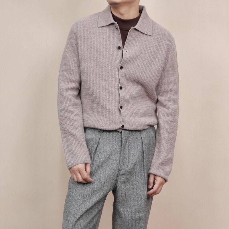100% Merino Wool Textured Shirt-Style Long-Sleeve Sweater for Men with a Versatile Lapel Design, Suitable for Layering, Cardigan-Style Wool Sweater 100% Merino Wool Textured Shirt-Style Long-Sleeve Sweater for Men with a Versatile Lapel Design, Suitable for Layering, Cardigan-Style Wool Sweater