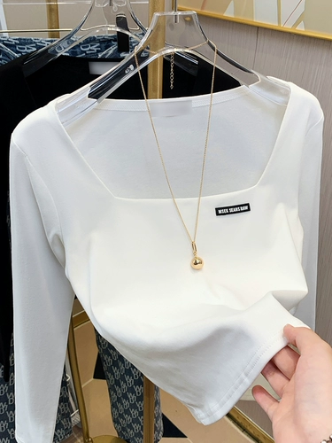 Сексуальный небольшой дизайнерский приятный телу лонгслив, квадратный вырез, облегающий крой, тренд сезона