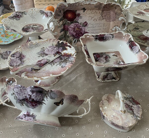 Foreign trade Homeking export original single gift box European style gilt nostalgic butterfly love flower series fruit pots