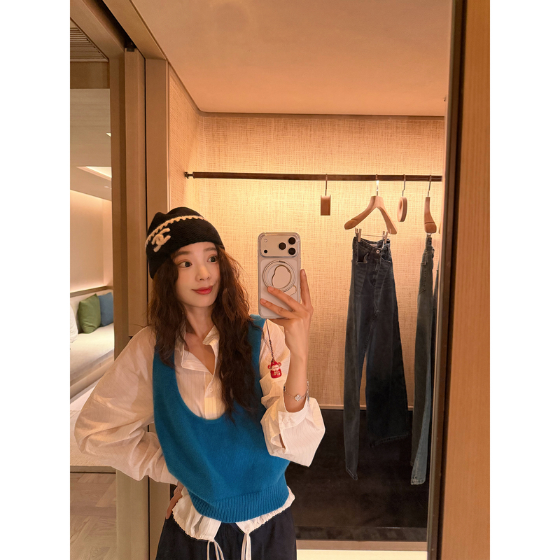 Atmospheric Korean Style Women's Early Autumn Two-Tone Wool Vest/Versatile Slimming and Body-Covering Atmospheric Knit Vest for Women