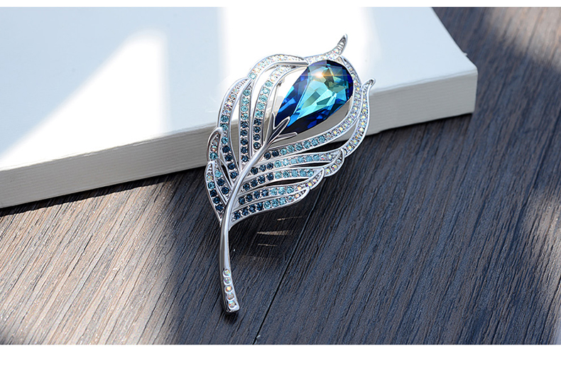 Broche femme en cristal autrichien - Ref 1173827 Image 14