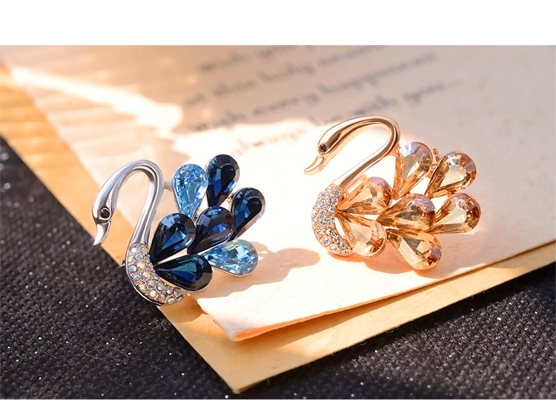 Broche femme en cristal artificiel - Ref 1174231 Image 11