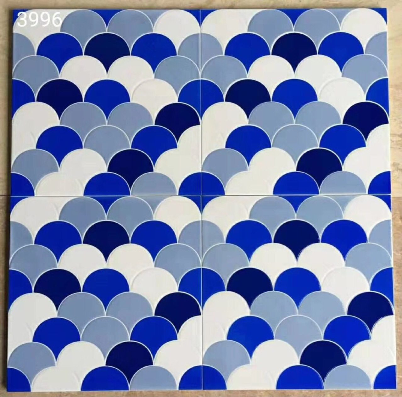 Manufacturers fish scale swimming pool tiles 300*300 non-slip blue floor tiles wall tiles shower room mosaic tiles