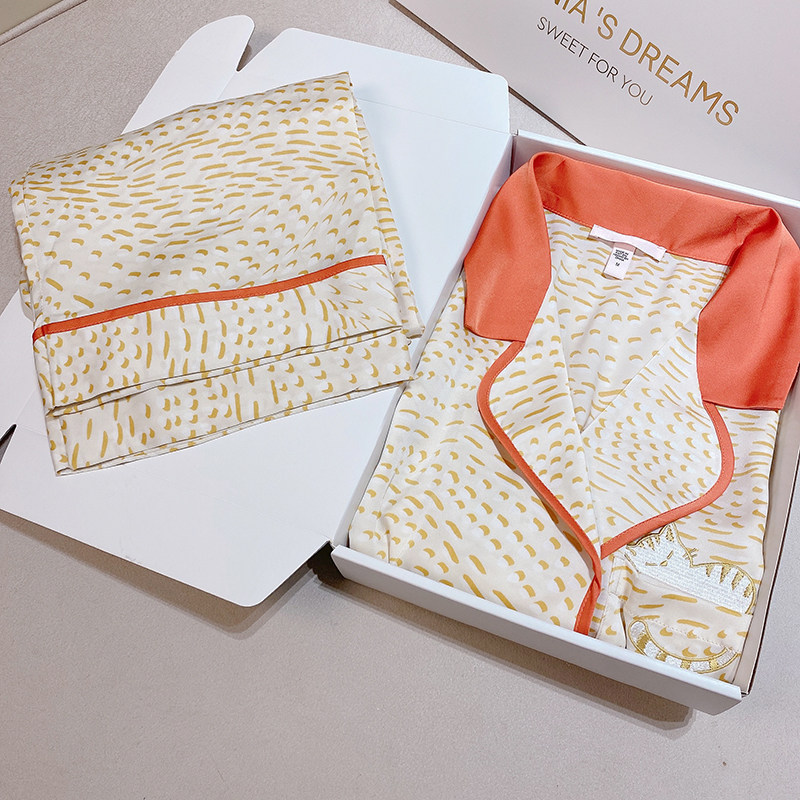 Little Red Book recommends cat ice silk pajamas for women in 2022 new spring and autumn summer thin long-sleeved silk home clothes