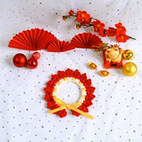 Красный, шестиугольный