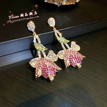 Hong Kong 925 silver needles fashion hyperbolic and inlaid with tulips Flowers Earrings Woman Earrings Temperament 100 Hitch