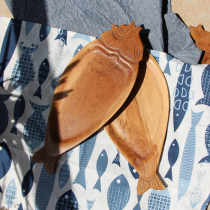 Imported from South Africa handmade wood carving fish plate African handicrafts light color