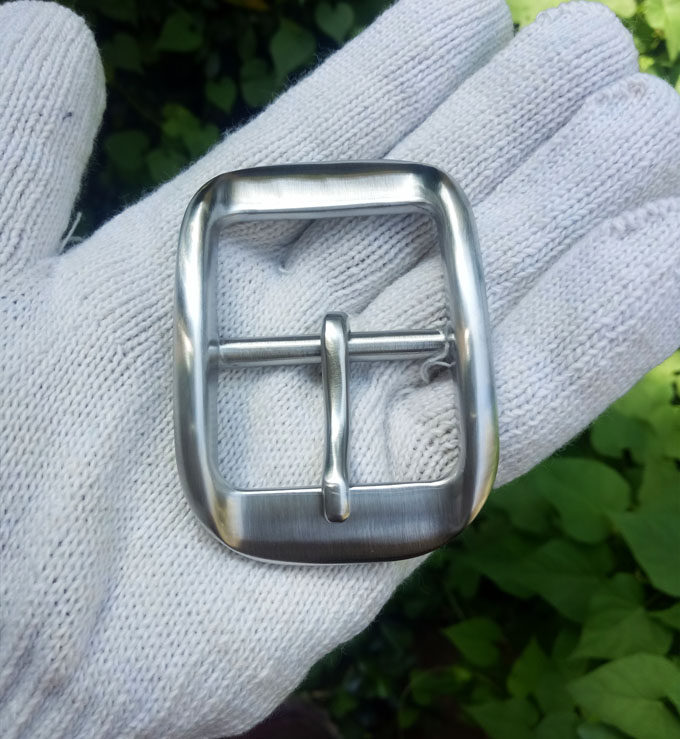 Custom belt buckle head pure steel plate integrated cutting without welding non-casting plated products handcrafted delicately polished