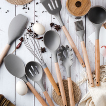 Wooden handle silicone spatula set non-stick spatula silicone spatula small spoon kitchen utensils small stir-frying spatula heat-resistant